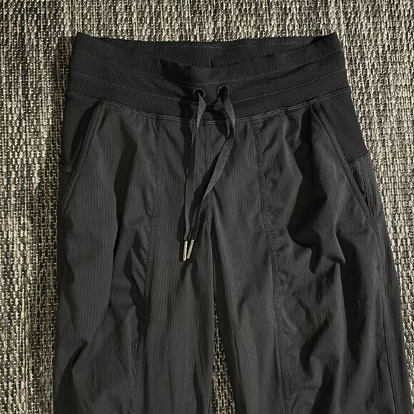 Lululemon Dance Studio Jogger *28” size 4 - Picture 3 of 9